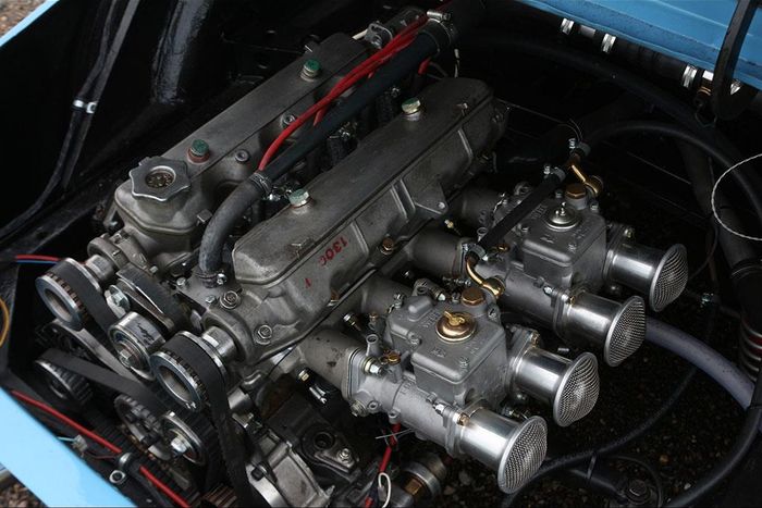 Abarth Simca 1300 Longnose Restoration - Photographs by: AMPaquete